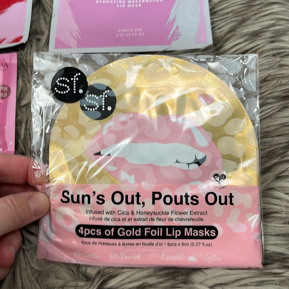 7 lip masks